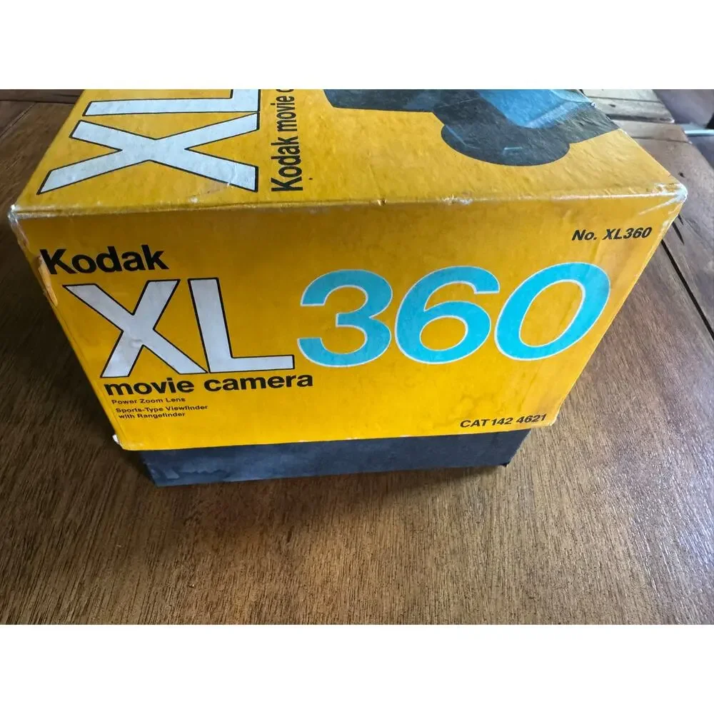 Vintage Kodak XL360 Super 8 Movie Camera Box Manual Ektar Zoom Untested